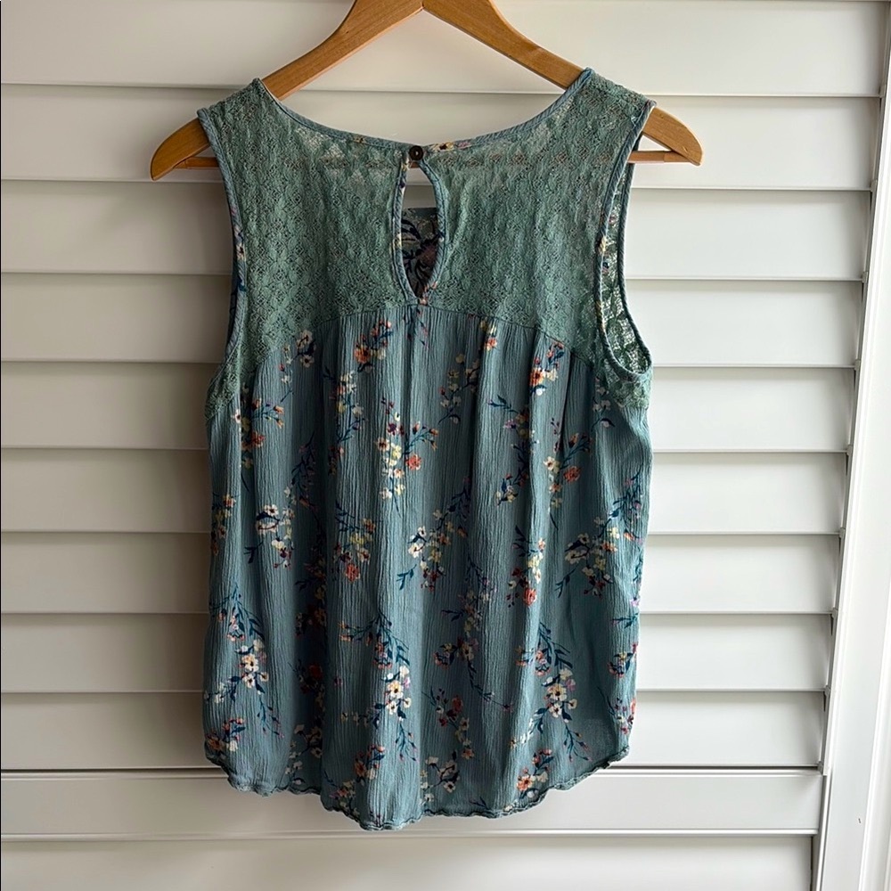 Mason & Belle Tempesta Lace Detail Sleeveless Rayon Blouse, green floral, size L - Picture 2 of 2